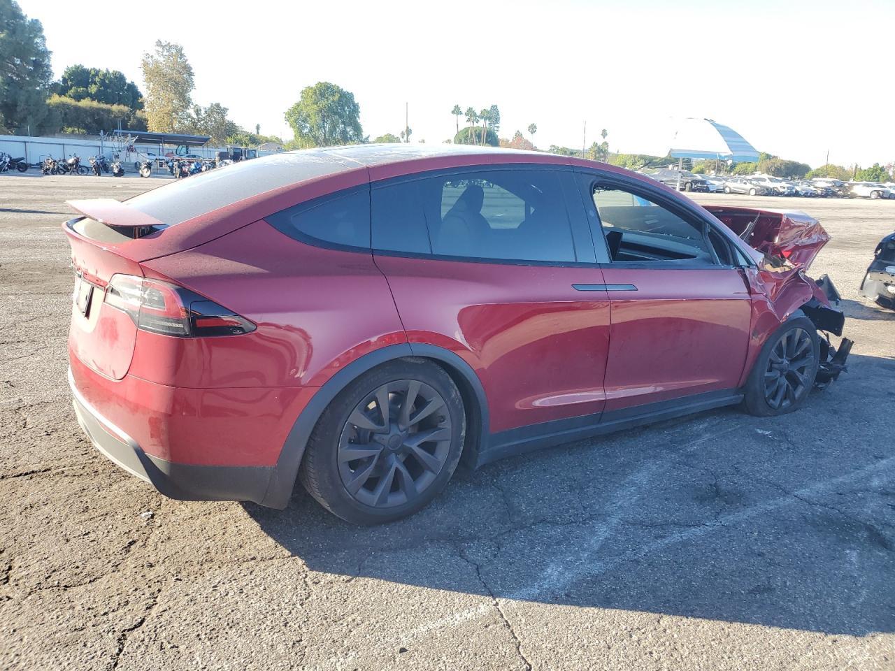 2024 Tesla Model X - Фото 3