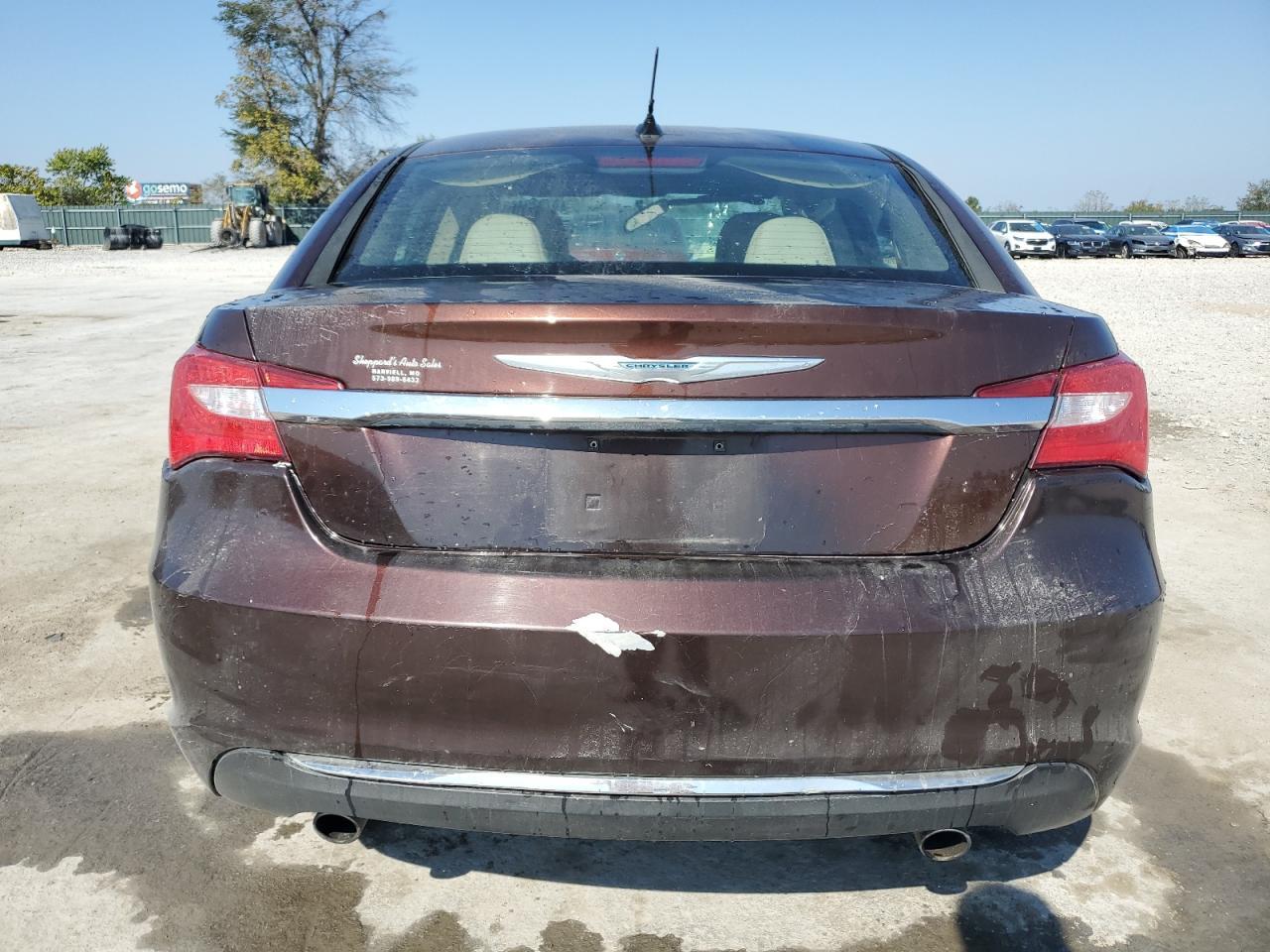 2012 Chrysler 200 Touring - Фото 6