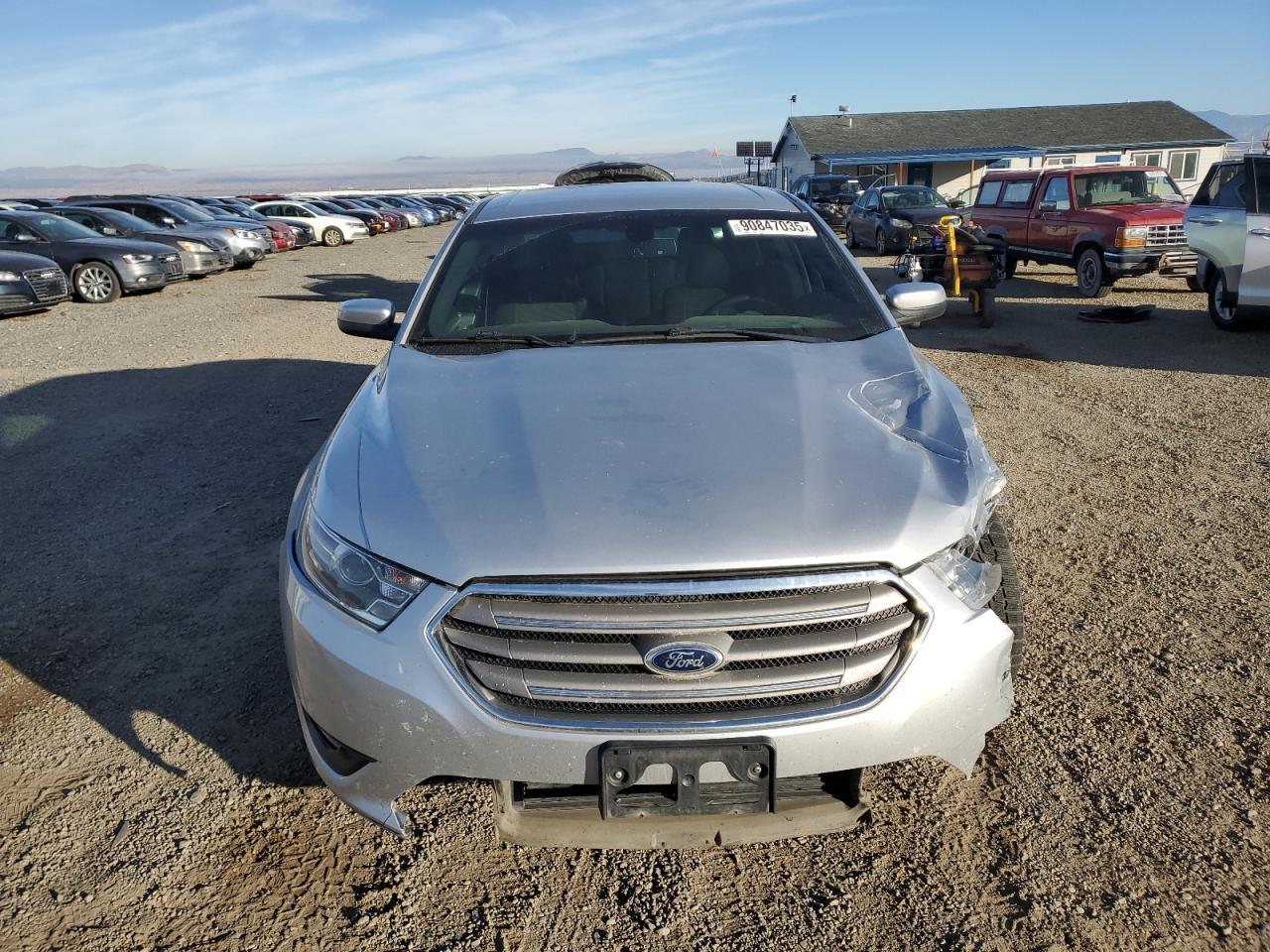 2015 Ford Taurus Sel - Фото 5