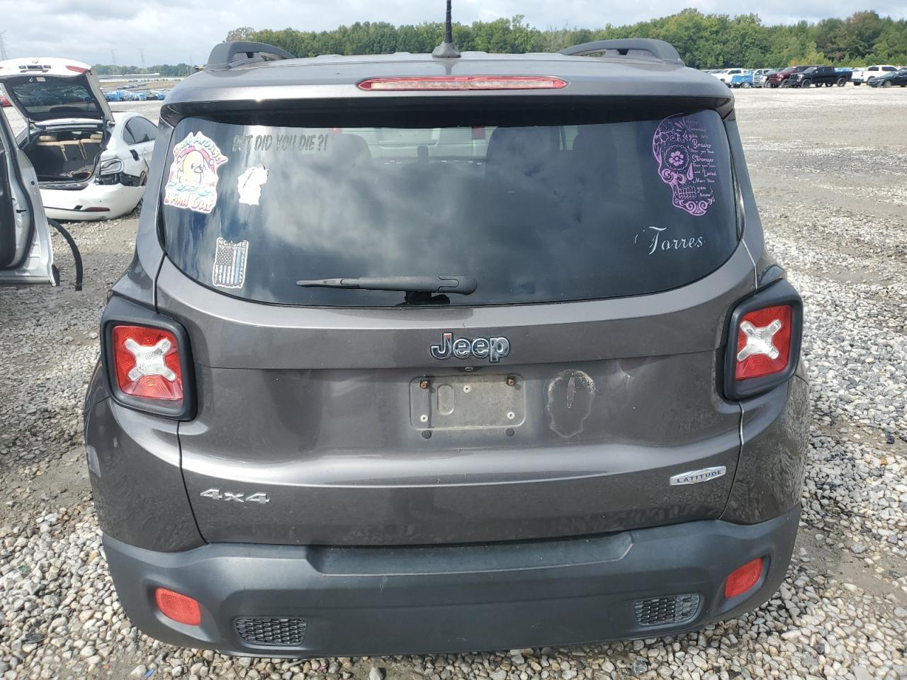 2016 Jeep Renegade Latitude - Фото 6