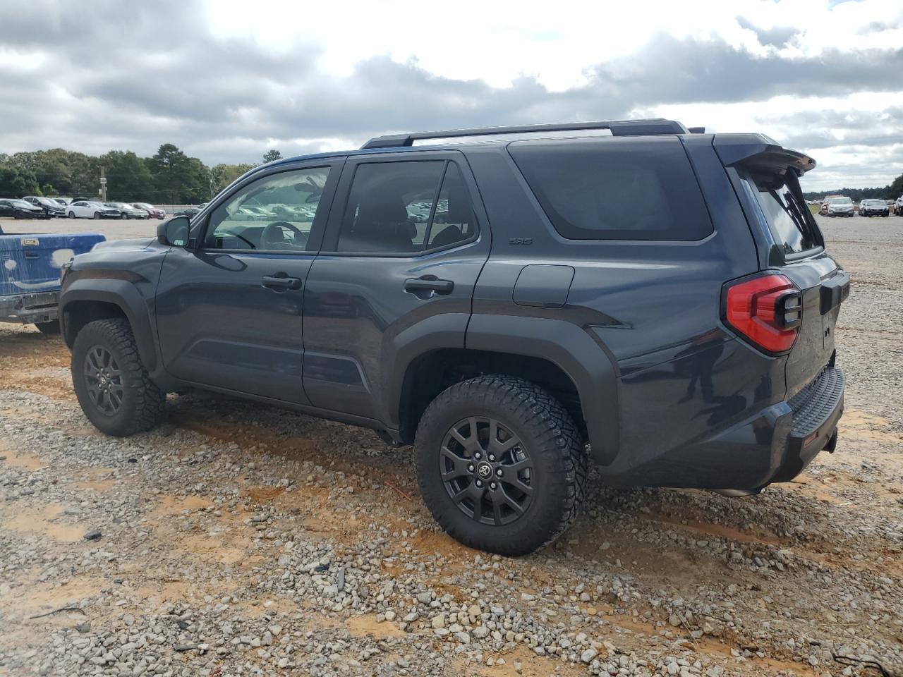 2025 Toyota 4Runner Sr5 - Image 2