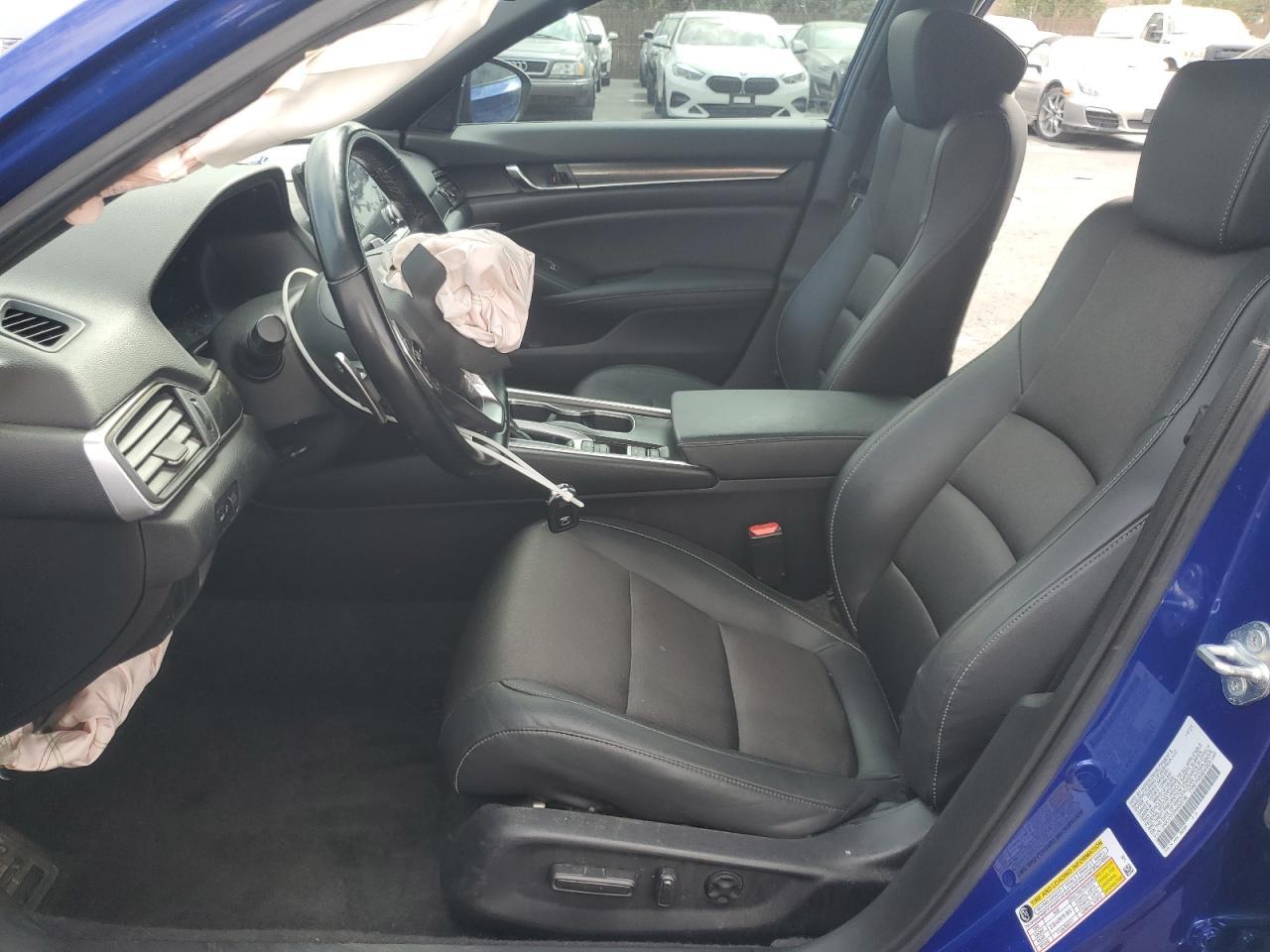 2022 Honda Accord Sport - Image 7