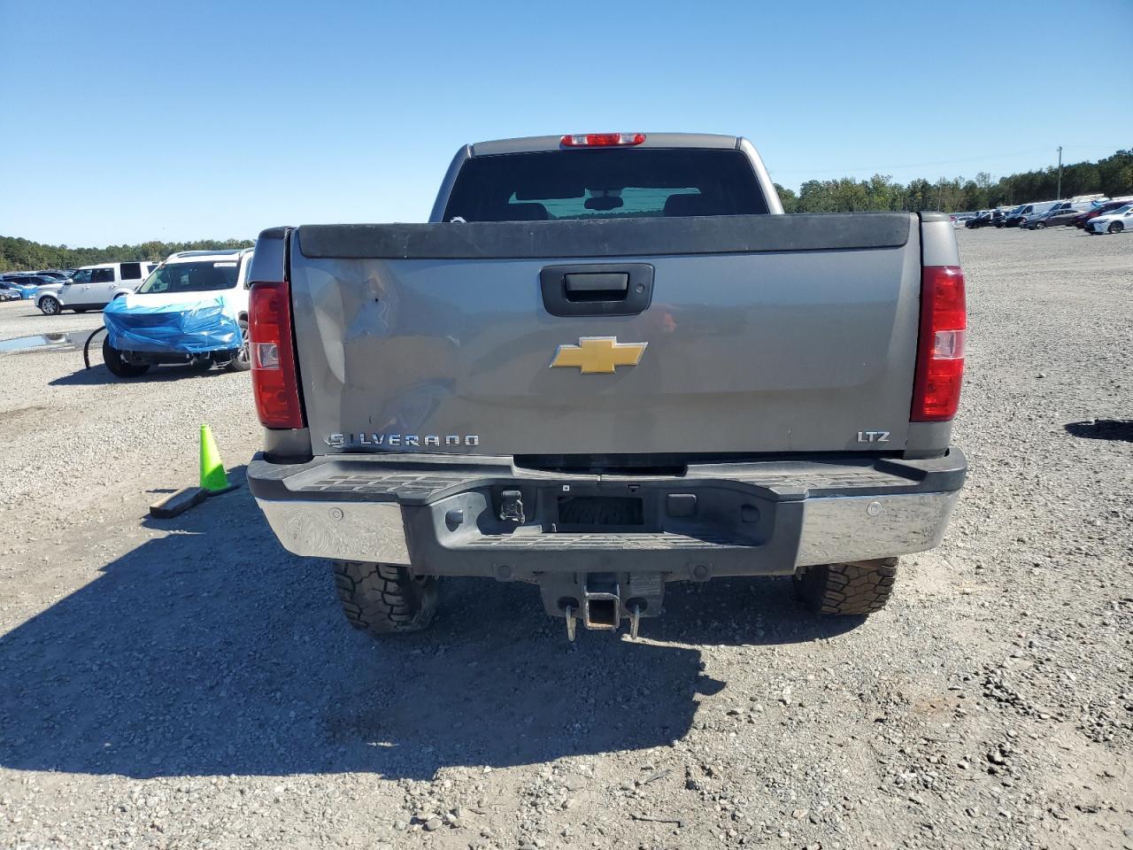 2012 Chevrolet Silverado K2500 Heavy Duty Ltz - Image 6