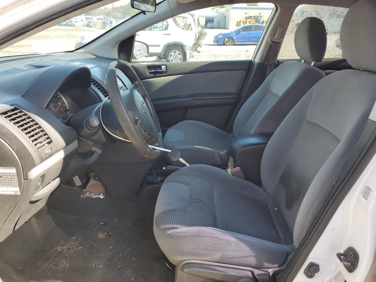 2011 Nissan Sentra 2.0 - Фото 7