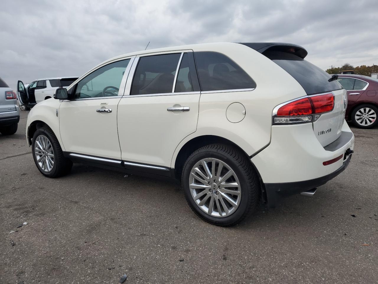 2013 Lincoln Mkx - Фото 2