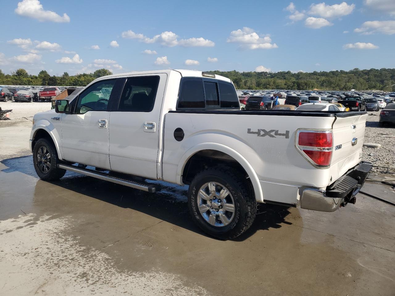 2011 Ford F150 Supercrew - Фото 2