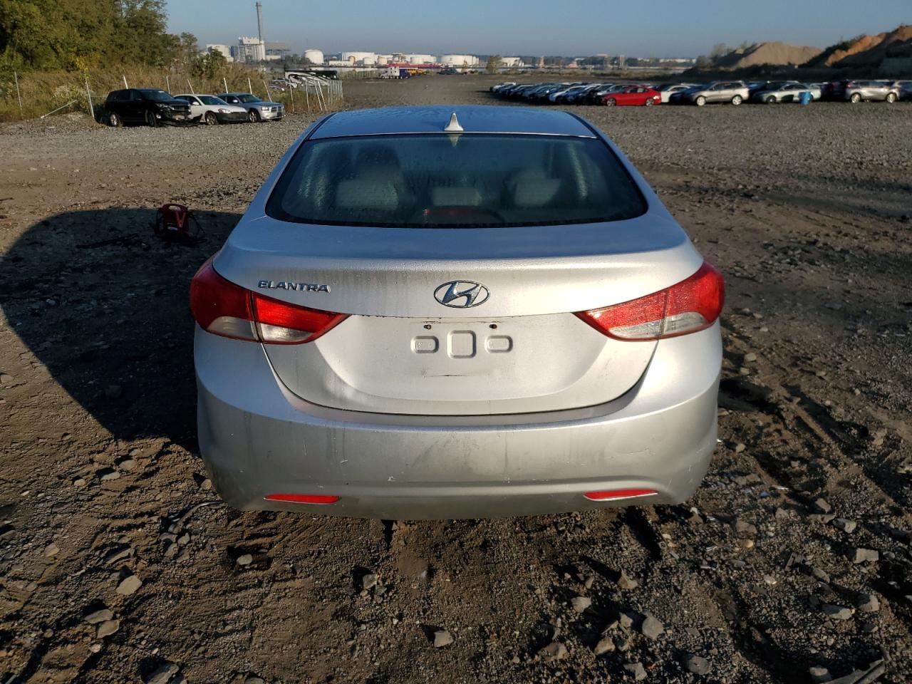 2011 Hyundai Elantra Gls - Фото 6