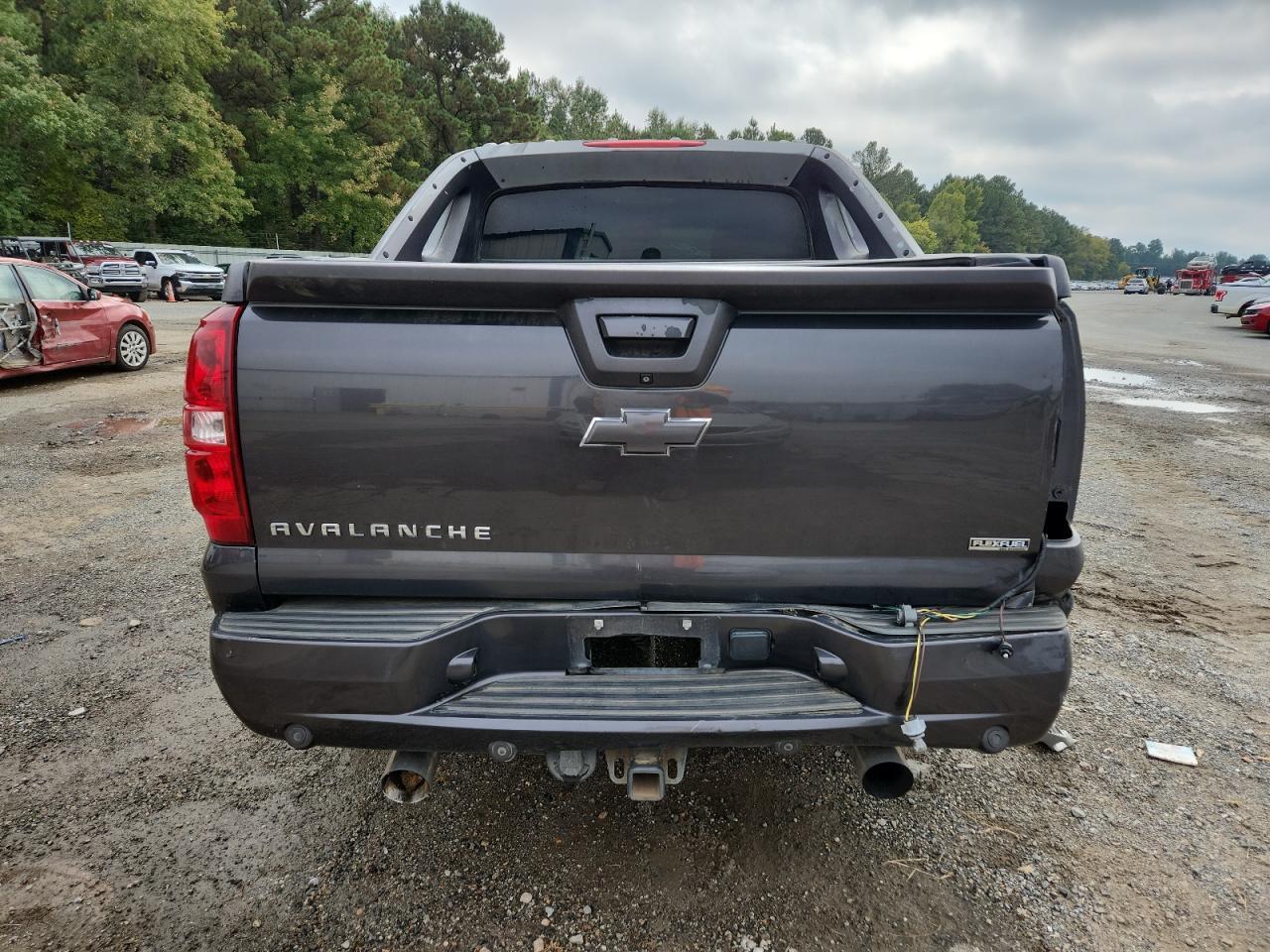 2010 Chevrolet Avalanche Ltz - Фото 6