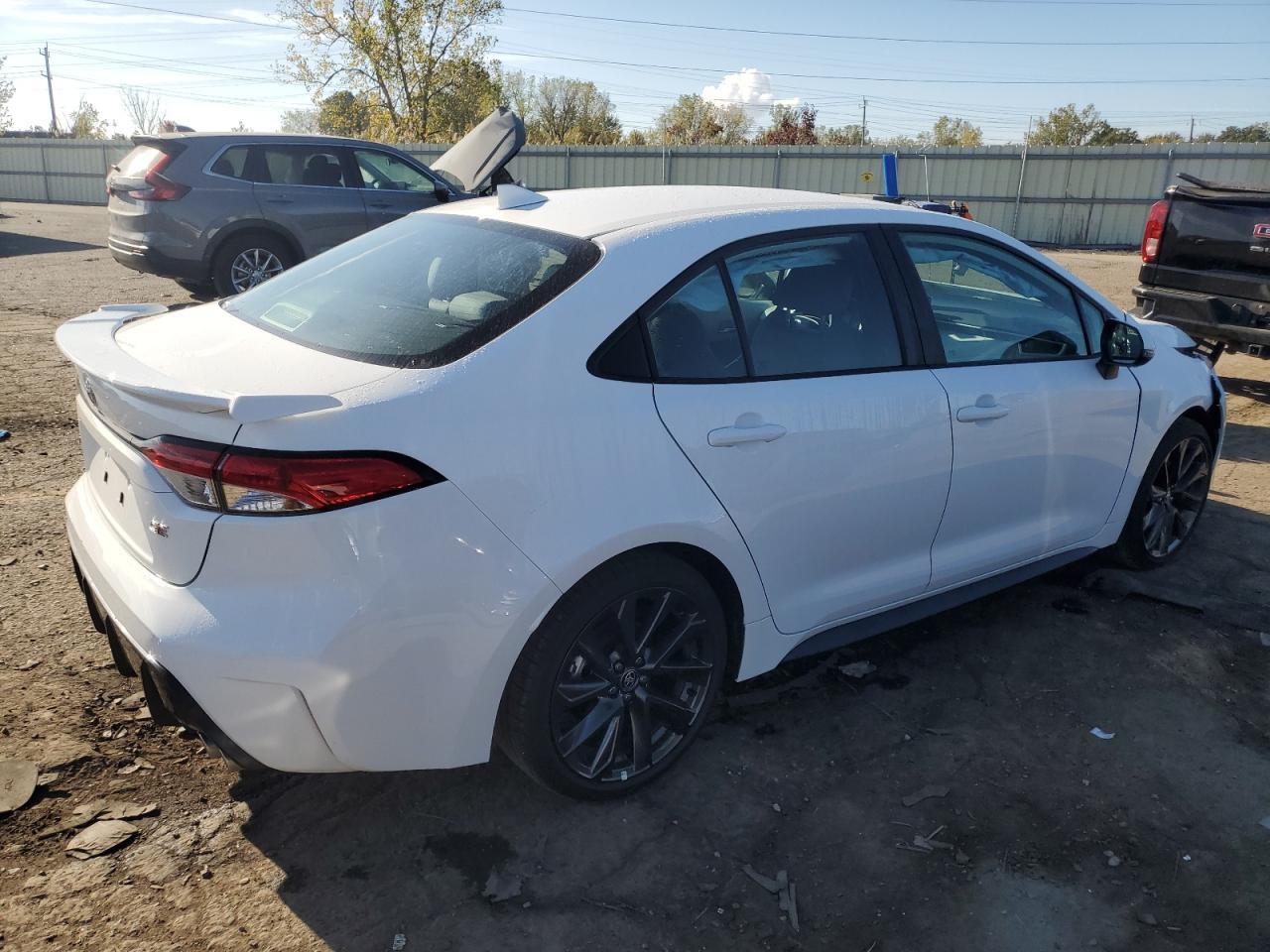 2025 Toyota Corolla Se - Image 3