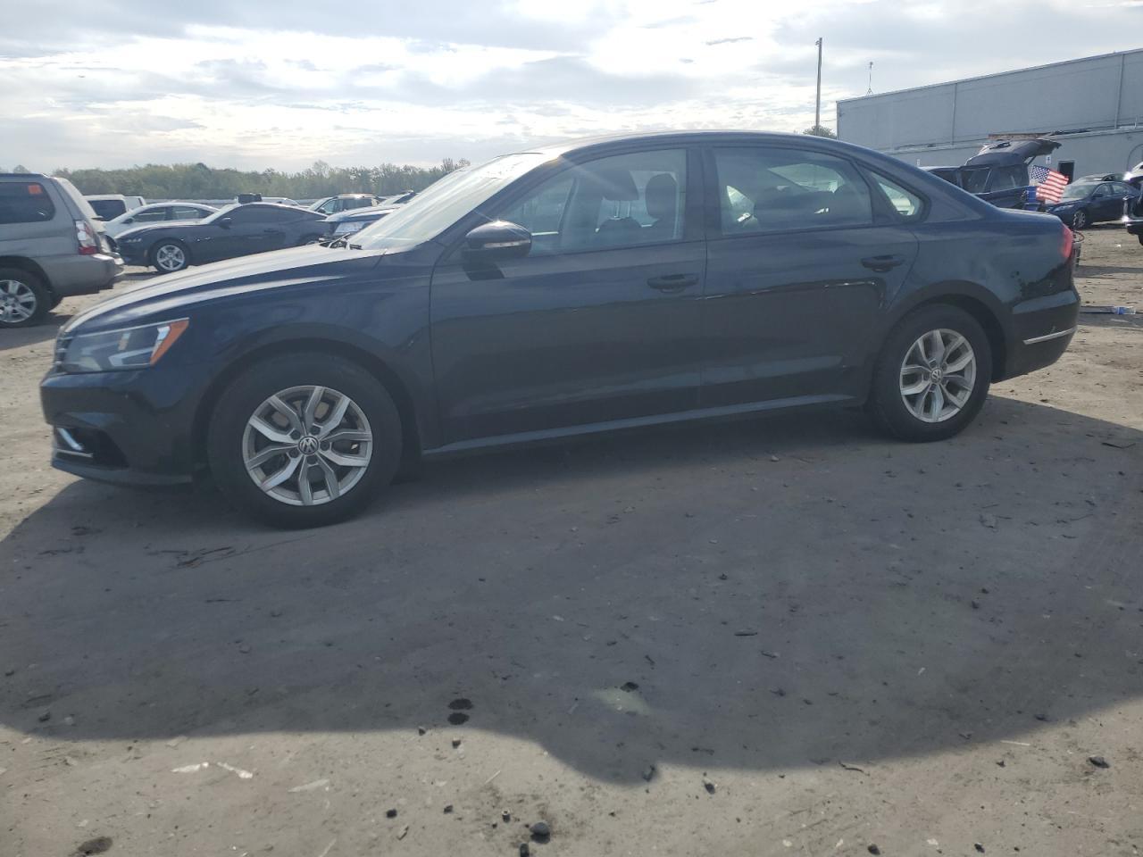 2018 Volkswagen Passat S