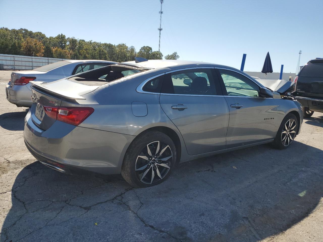 2024 Chevrolet Malibu Rs - Image 3