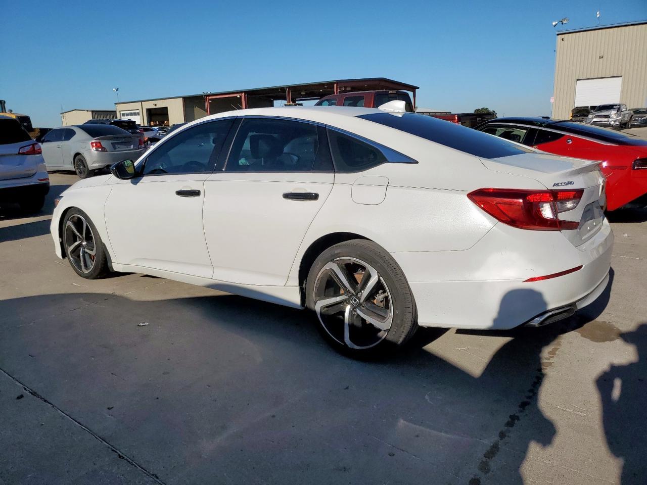 2019 Honda Accord Sport - Фото 2