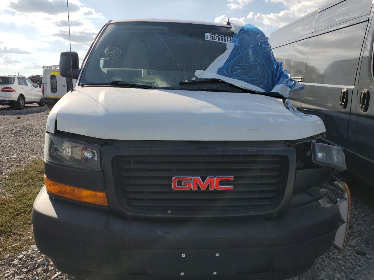 2023 GMC Savana G2500 - Фото 5