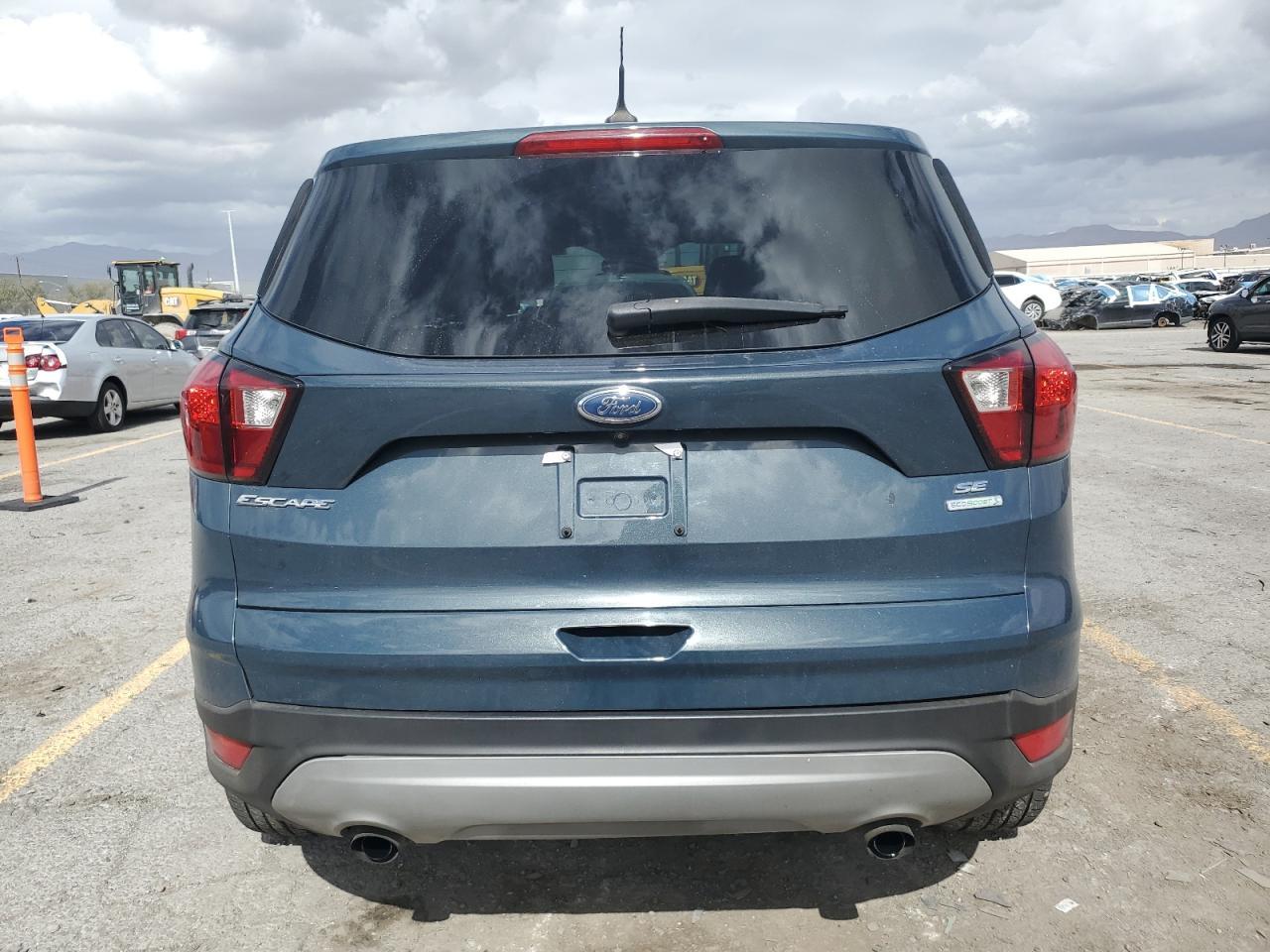 2019 Ford Escape Se - Фото 6