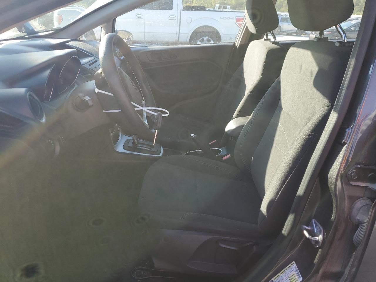 2018 Ford Fiesta Se - Image 7