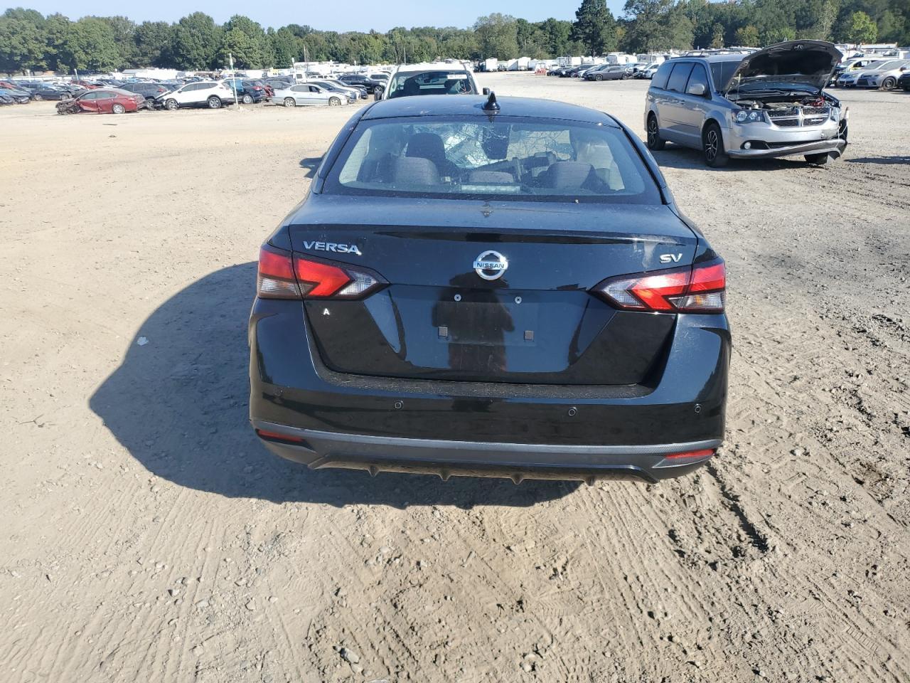 2022 Nissan Versa Sv - Фото 6