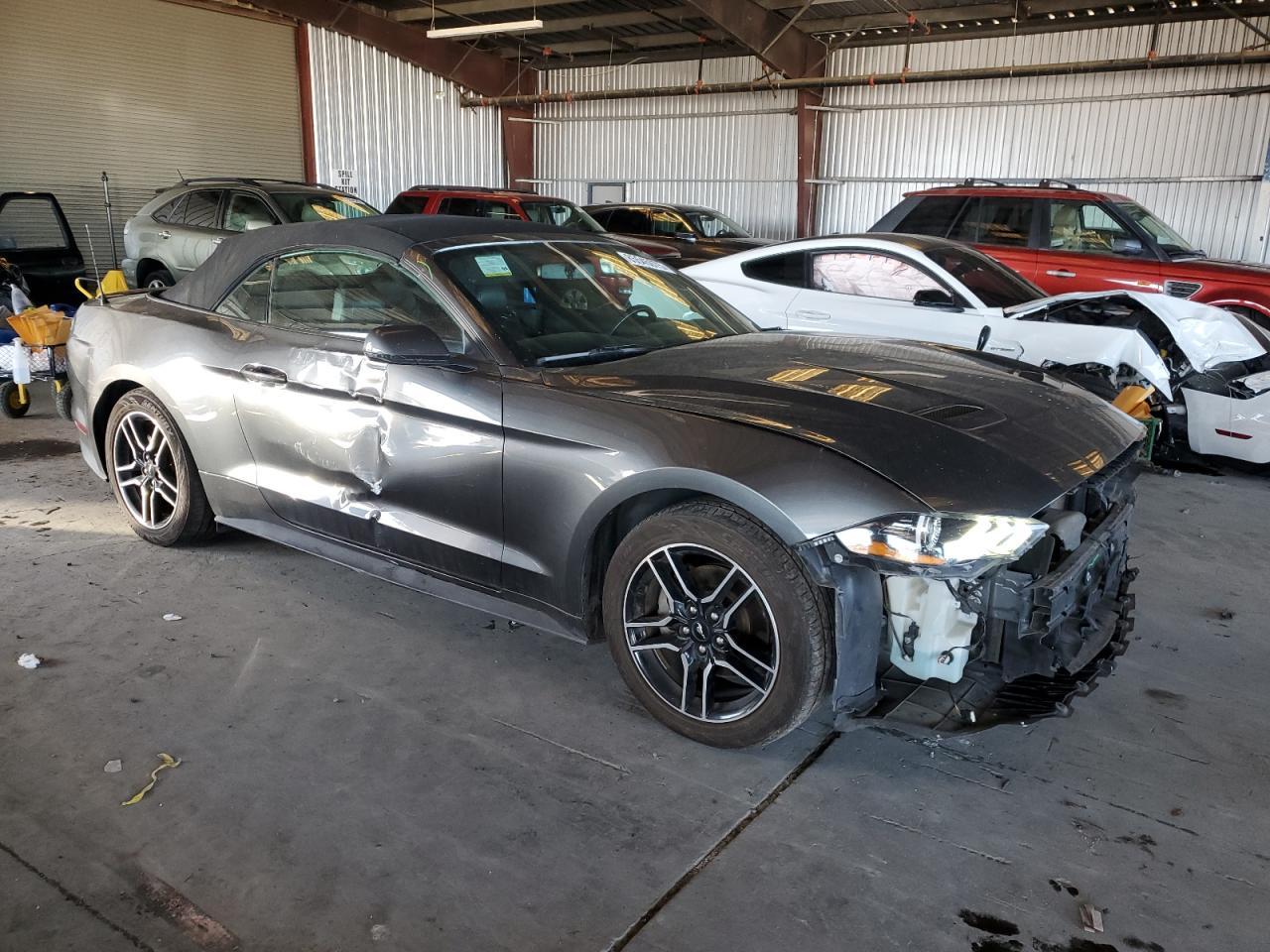 2020 Ford Mustang - Фото 4