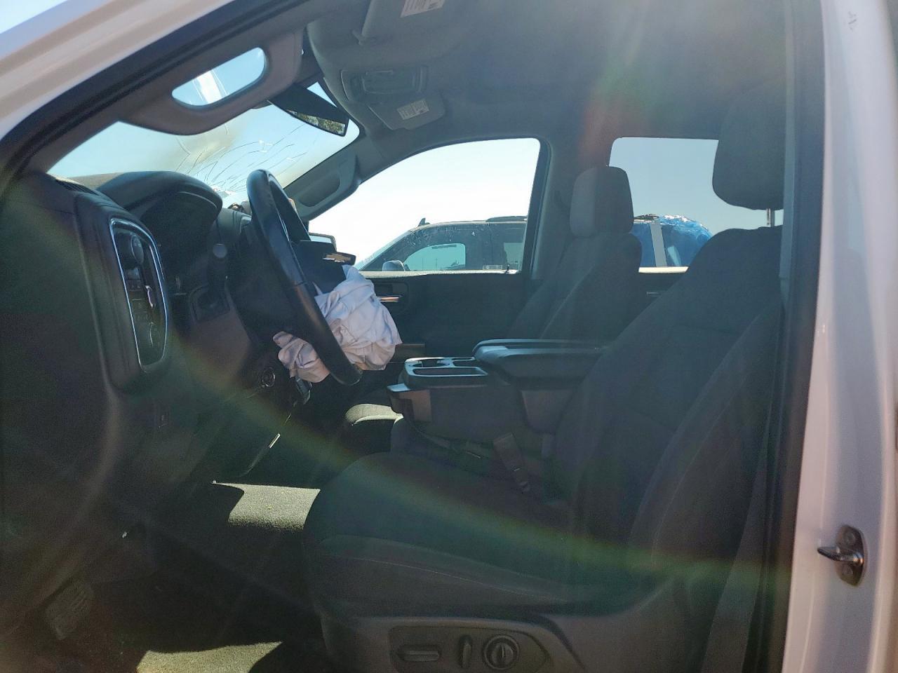 2020 Chevrolet Silverado K1500 Lt - Фото 7