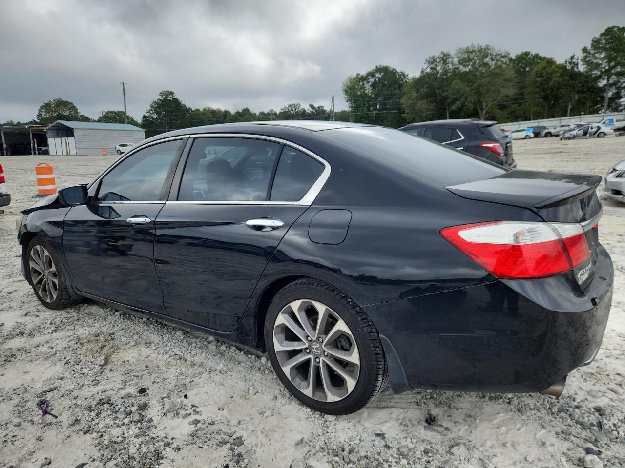 2014 Honda Accord Sport - Image 2