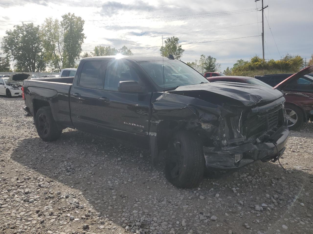 2017 Chevrolet Silverado K1500 Lt - Image 4
