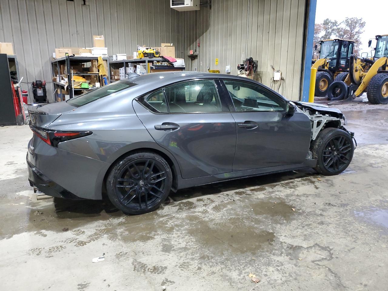 2024 Lexus Is 500 F Sport - Image 3