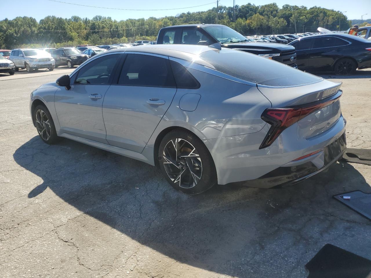 2025 Kia K5 Gt Line - Image 2