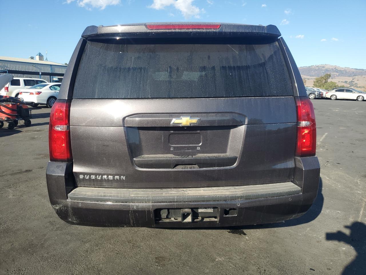 2015 Chevrolet Suburban C1500 Lt - Image 6