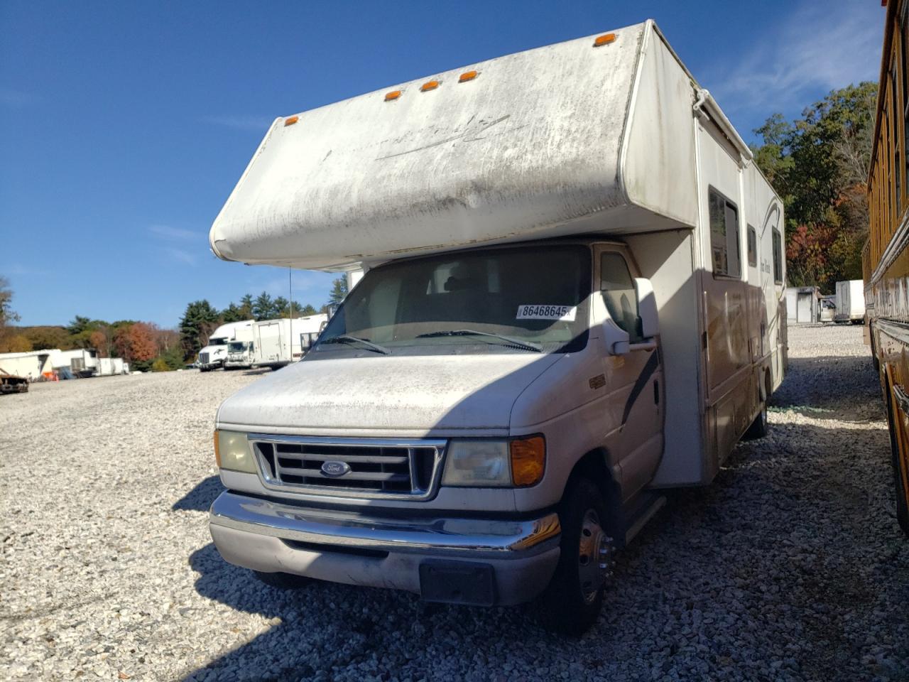 2003 Ford E450 Recreational Vehicle - Фото 2