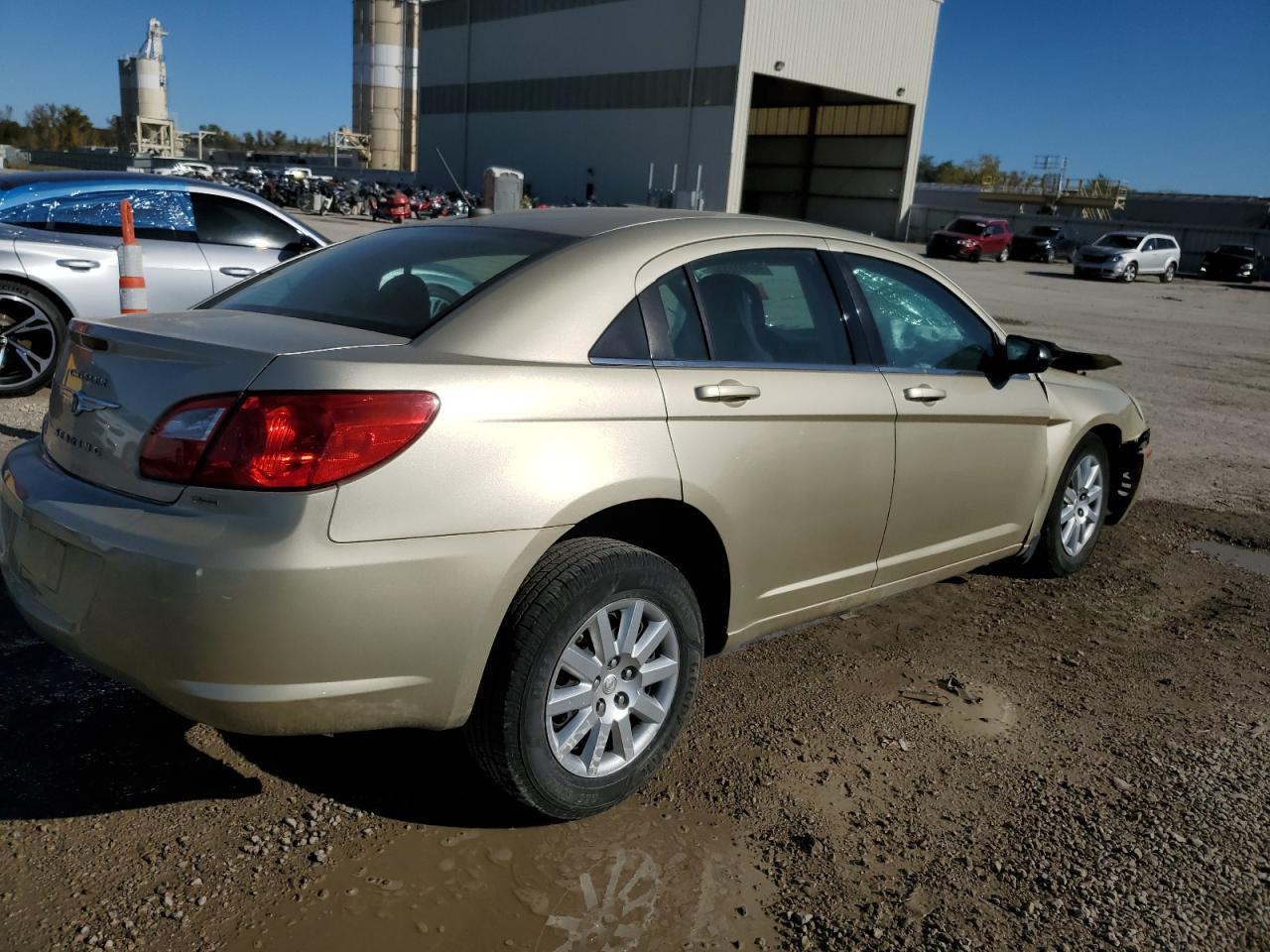 2010 Chrysler Sebring Touring - Фото 3