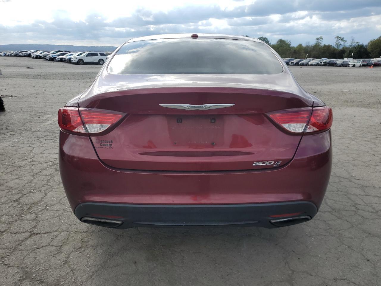 2015 Chrysler 200 S - Фото 6