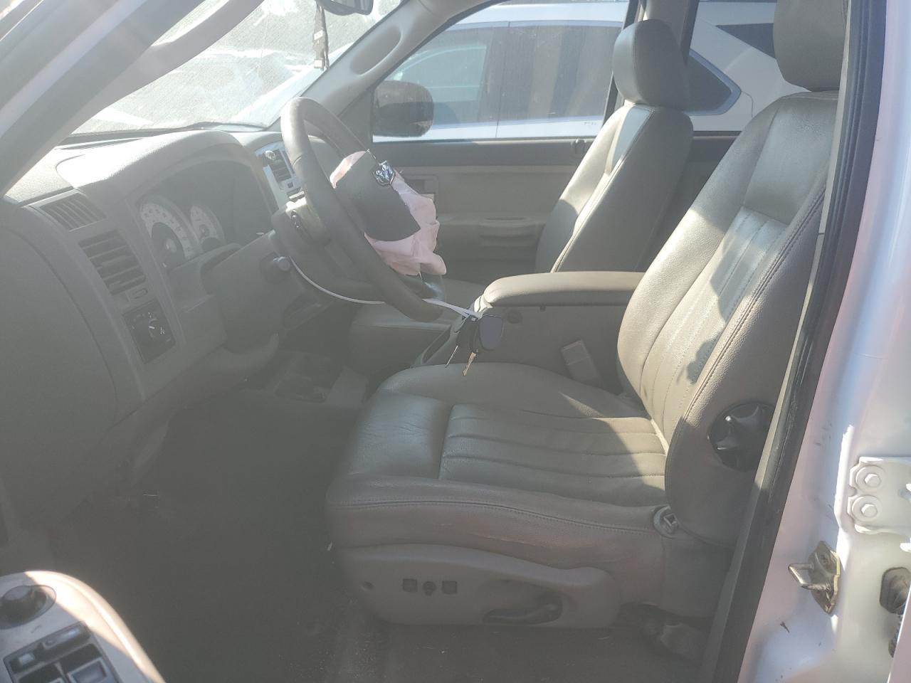 2005 Dodge Dakota Quad Laramie - Image 7