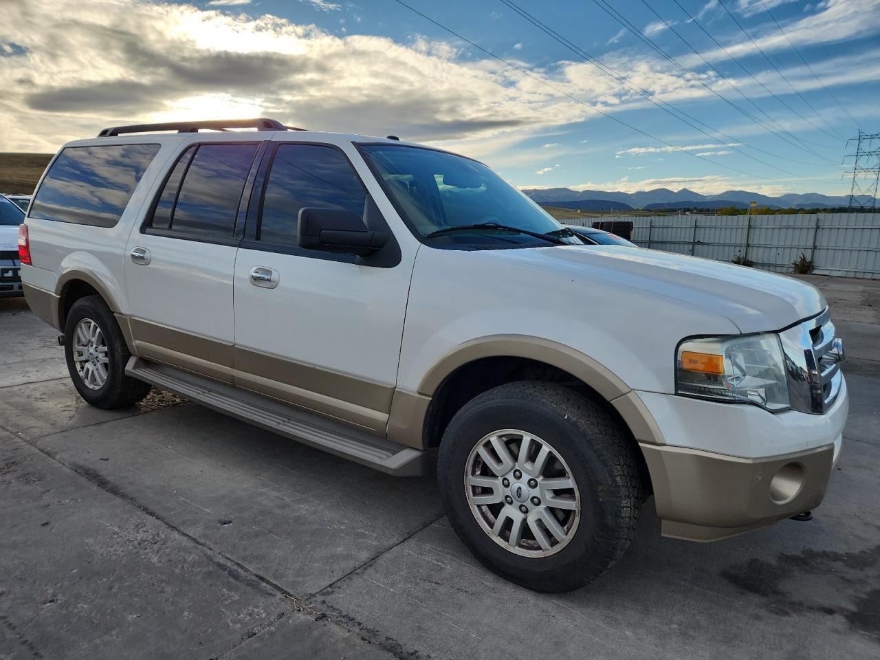 2011 Ford Expedition El Xlt - Image 4