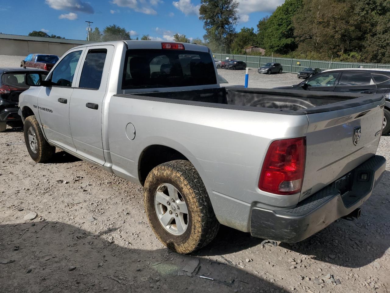 2011 Dodge Ram 1500 - Фото 2