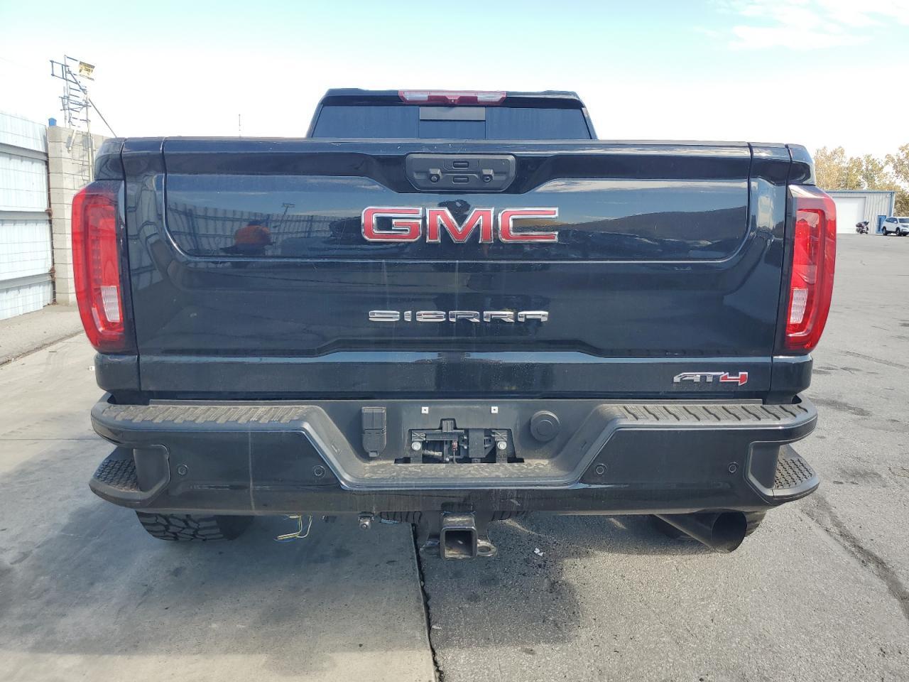 2022 GMC Sierra K2500 At4 - Фото 6