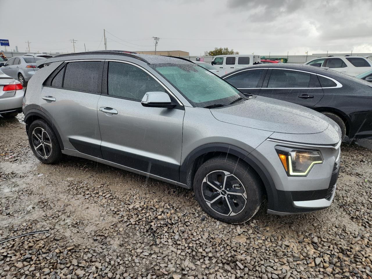 2023 Kia Niro Ex - Image 4