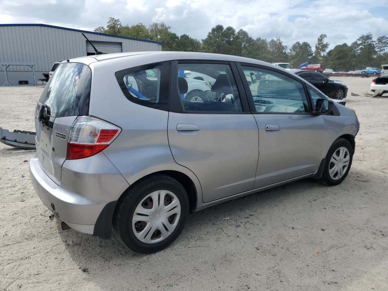 2010 Honda Fit - Image 3
