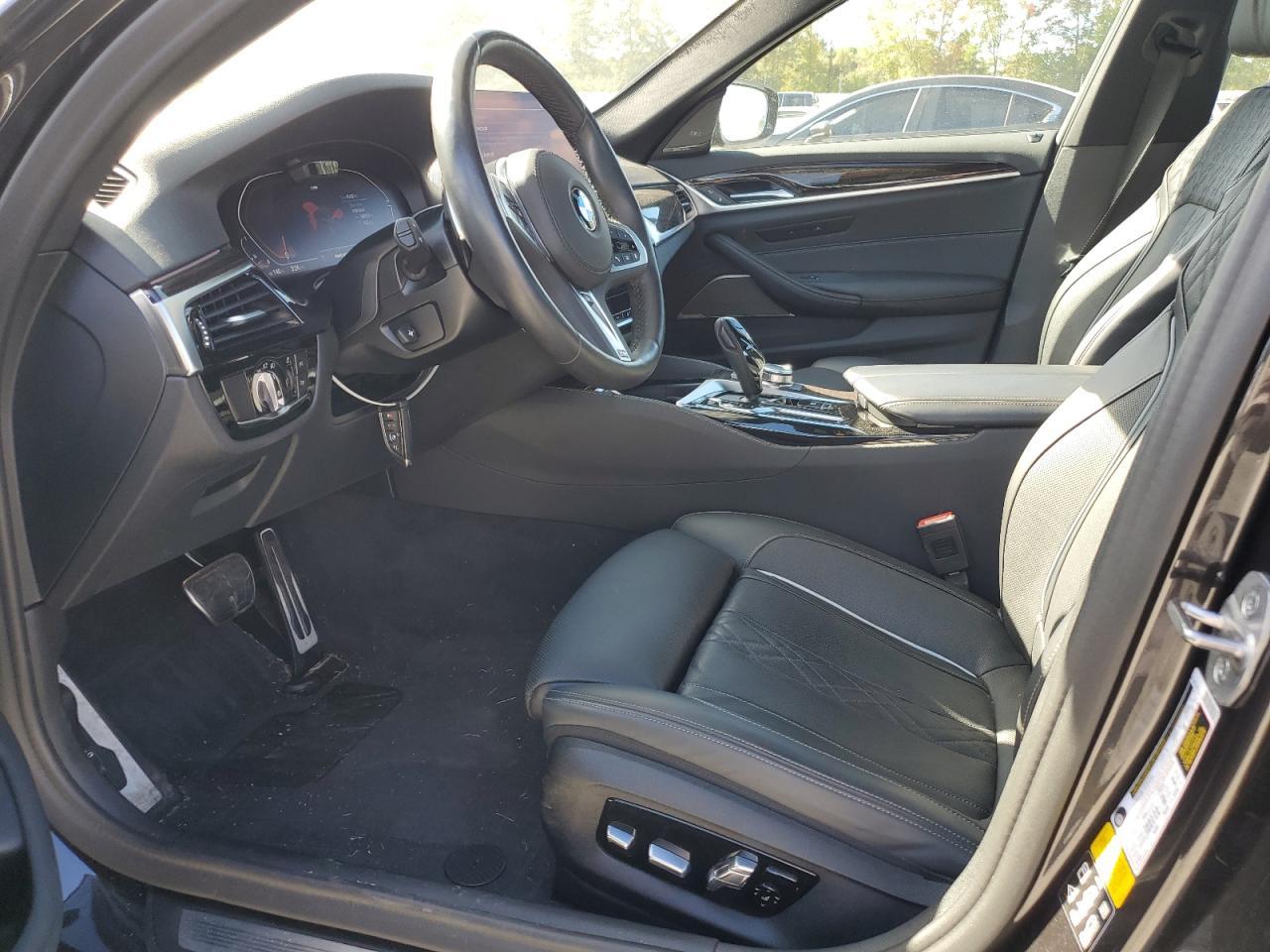 2022 BMW 540 Xi - Фото 7