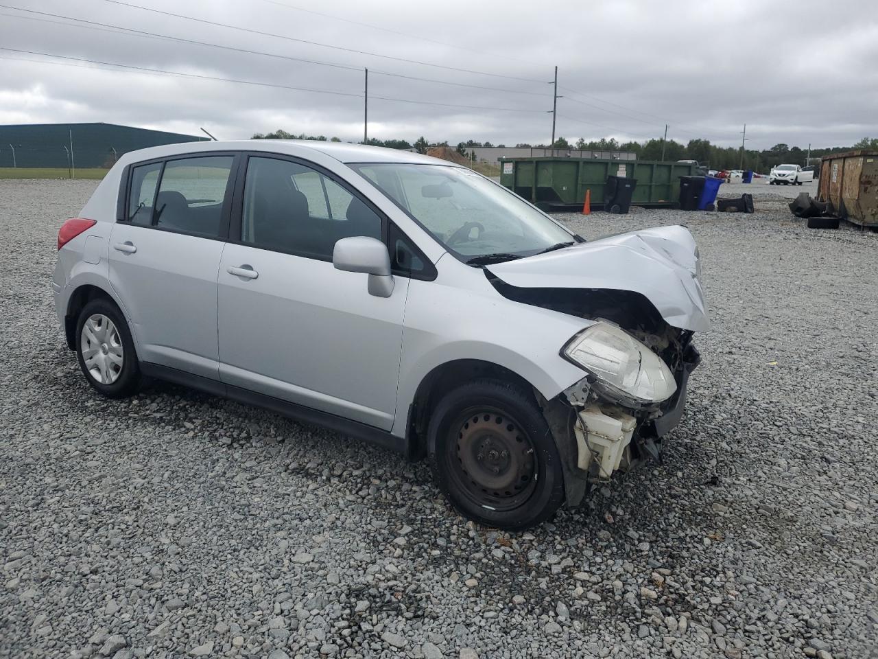 2010 Nissan Versa S - Image 4