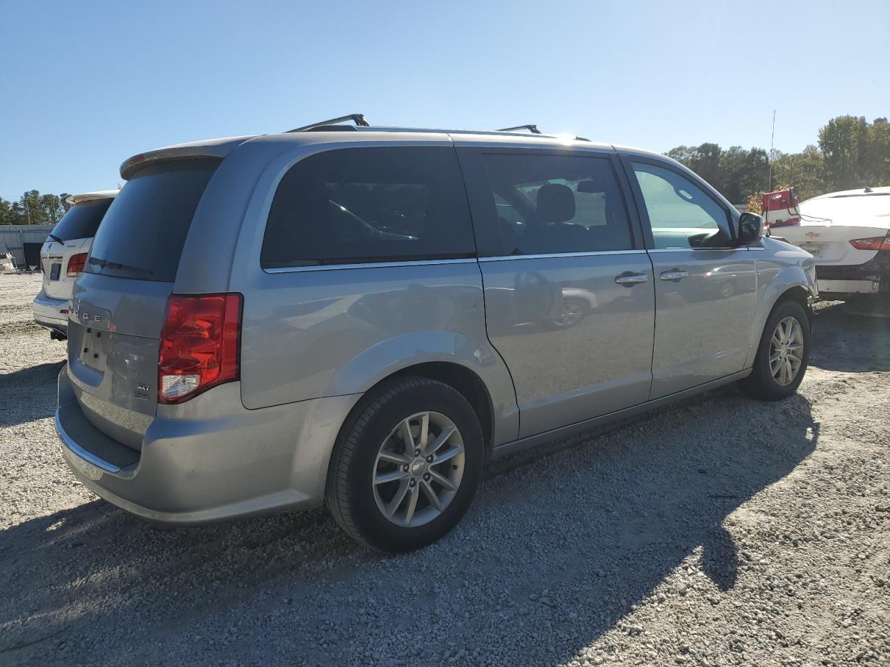 2019 Dodge Grand Caravan Sxt - Фото 3