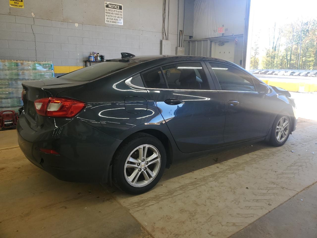 2018 Chevrolet Cruze Lt - Фото 3