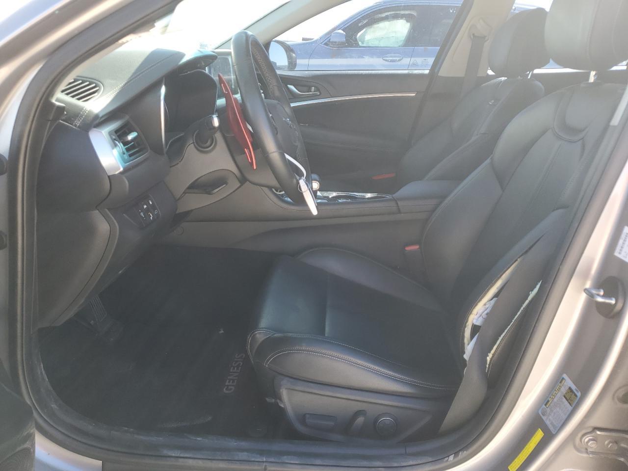 2020 Genesis G70 - Image 7