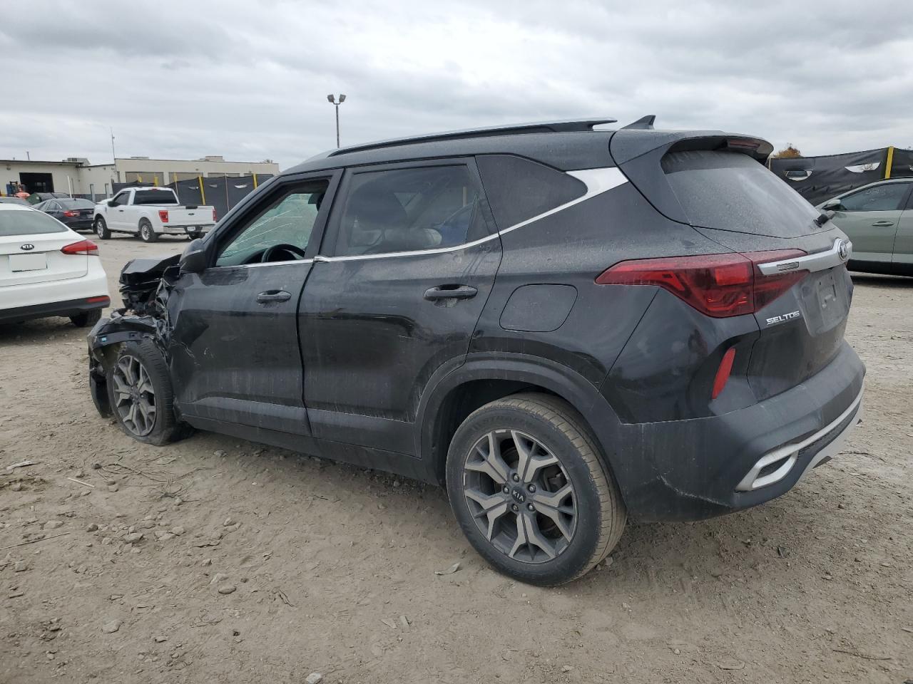 2021 Kia Seltos Ex - Фото 2