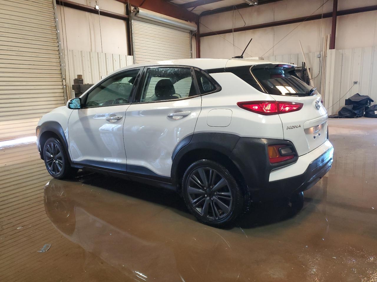 2020 Hyundai Kona Se - Image 2