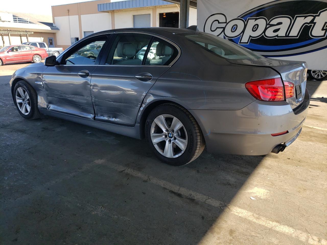 2013 BMW 528 I - Image 2