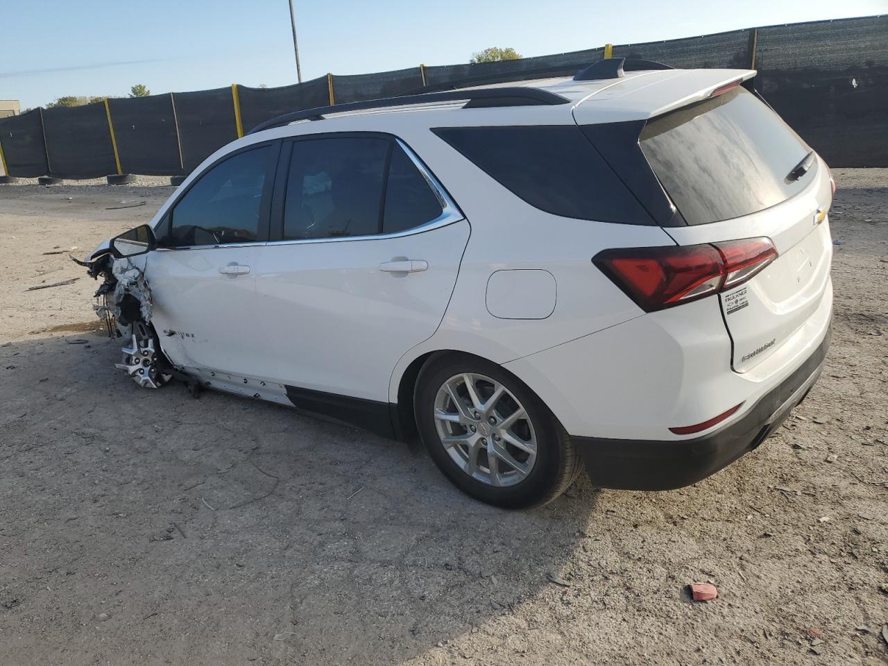2024 Chevrolet Equinox Lt - Фото 2
