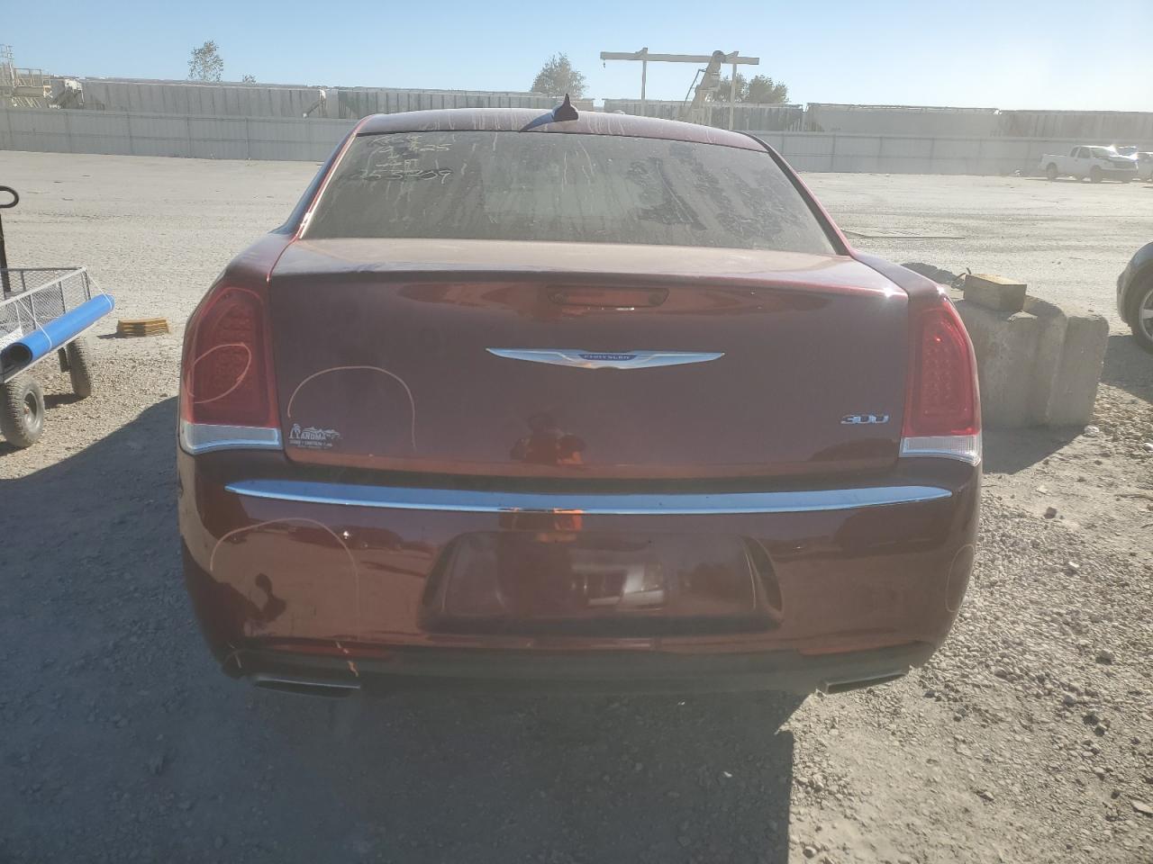 2018 Chrysler 300 Touring - Фото 6