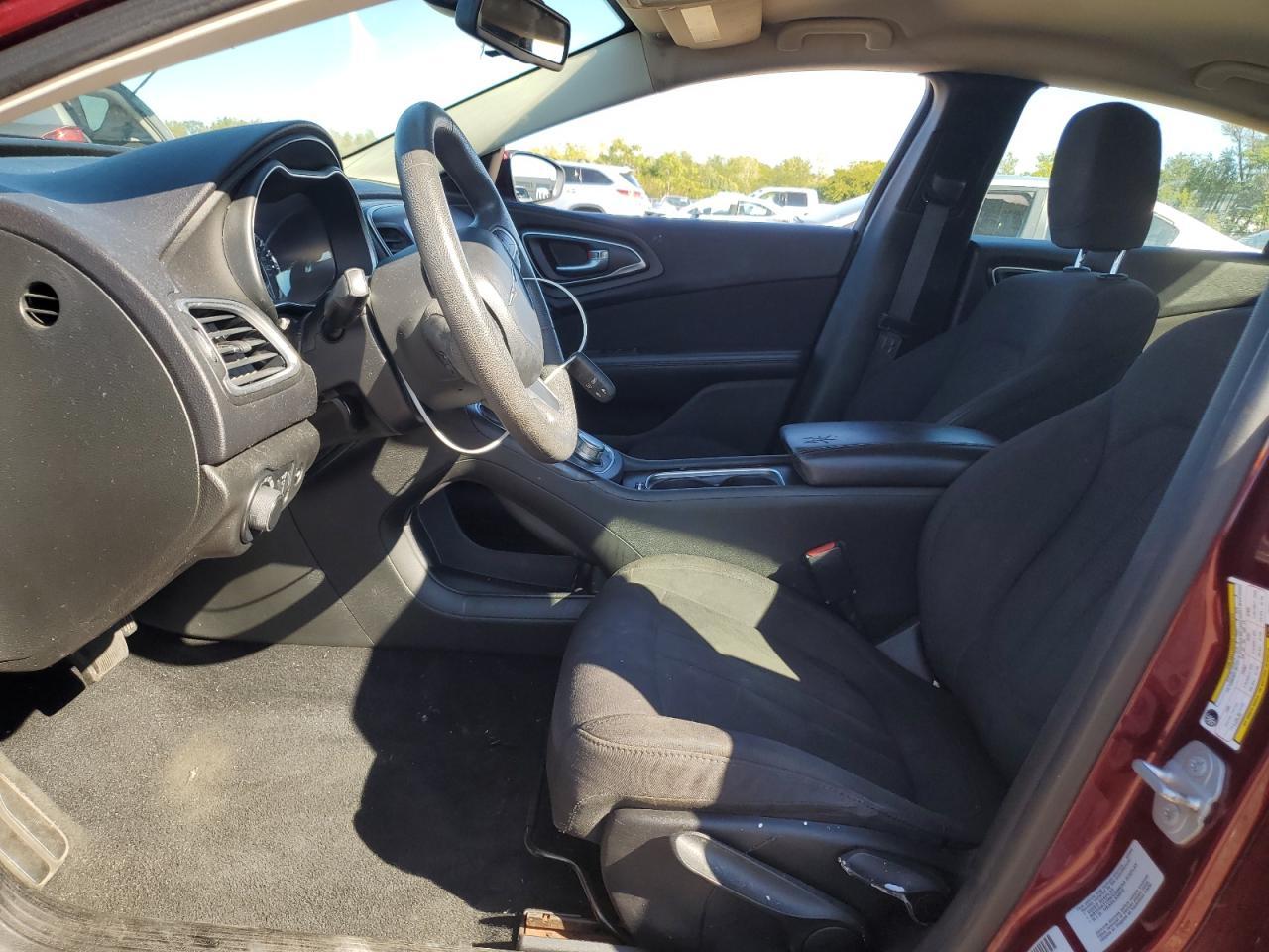 2015 Chrysler 200 Limited - Image 7