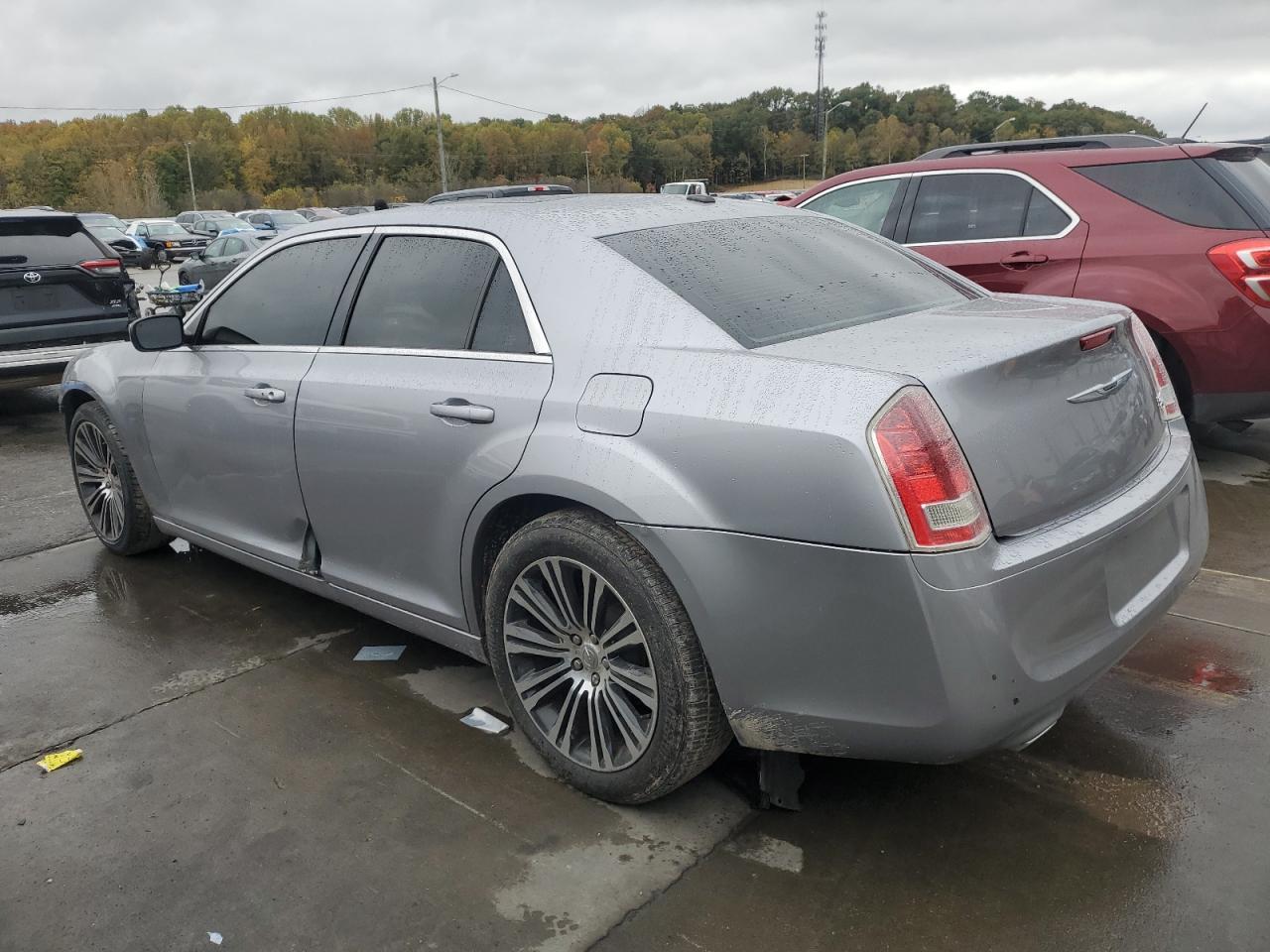 2013 Chrysler 300 S - Image 2
