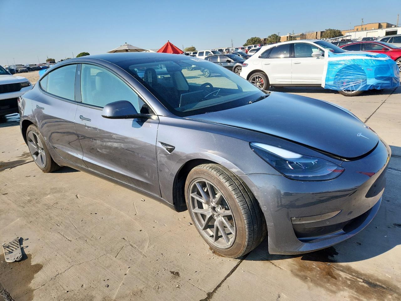 2022 Tesla Model 3 - Image 4