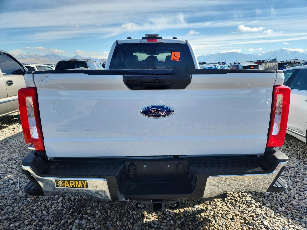 2023 Ford F350 Super Duty - Фото 6